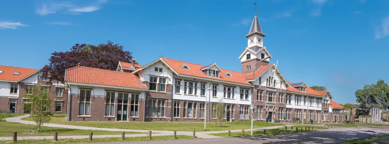 Het Oude Administratiegebouw op Landgoed Duin en Bosch in Castricum